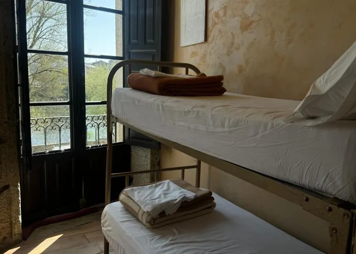 Roots And Boots Lugo